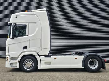 R500 / 4X2 / RETARDER / HYDRAULIC / PARKING COOLER